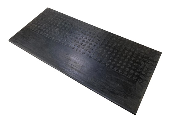 アラオ エコラインスロープ 【1枚】 55㎜×45㎜0×1000㎜　合成ゴム製 17.5㎏